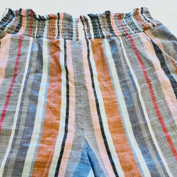 Linen Striped Shorts - Picture 3 of 6